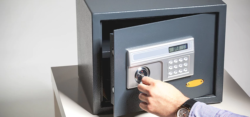 Jewelry Safe Unlocking Service in North Highlands, California